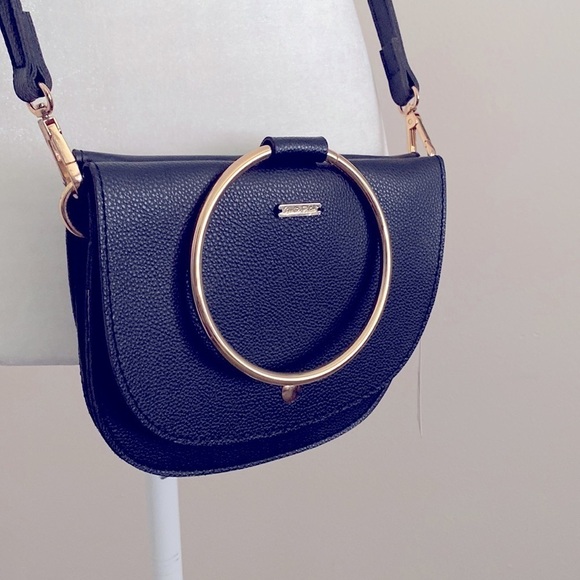 NWT Charlie Paige black crossbody bag - Picture 2 of 5